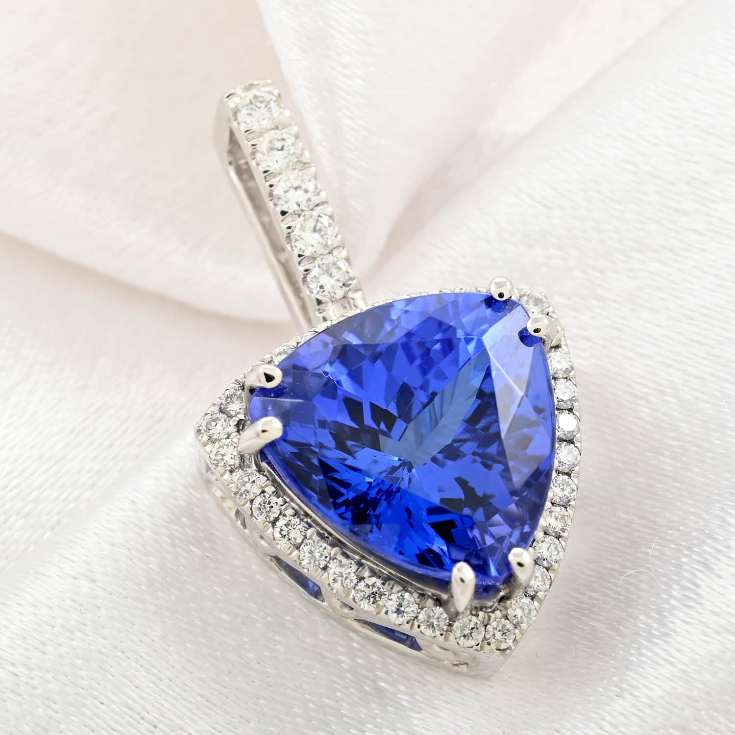AAAA Tansanit, Weißer Diamant Anhänger 950 Platin ca. 3,75 ct.