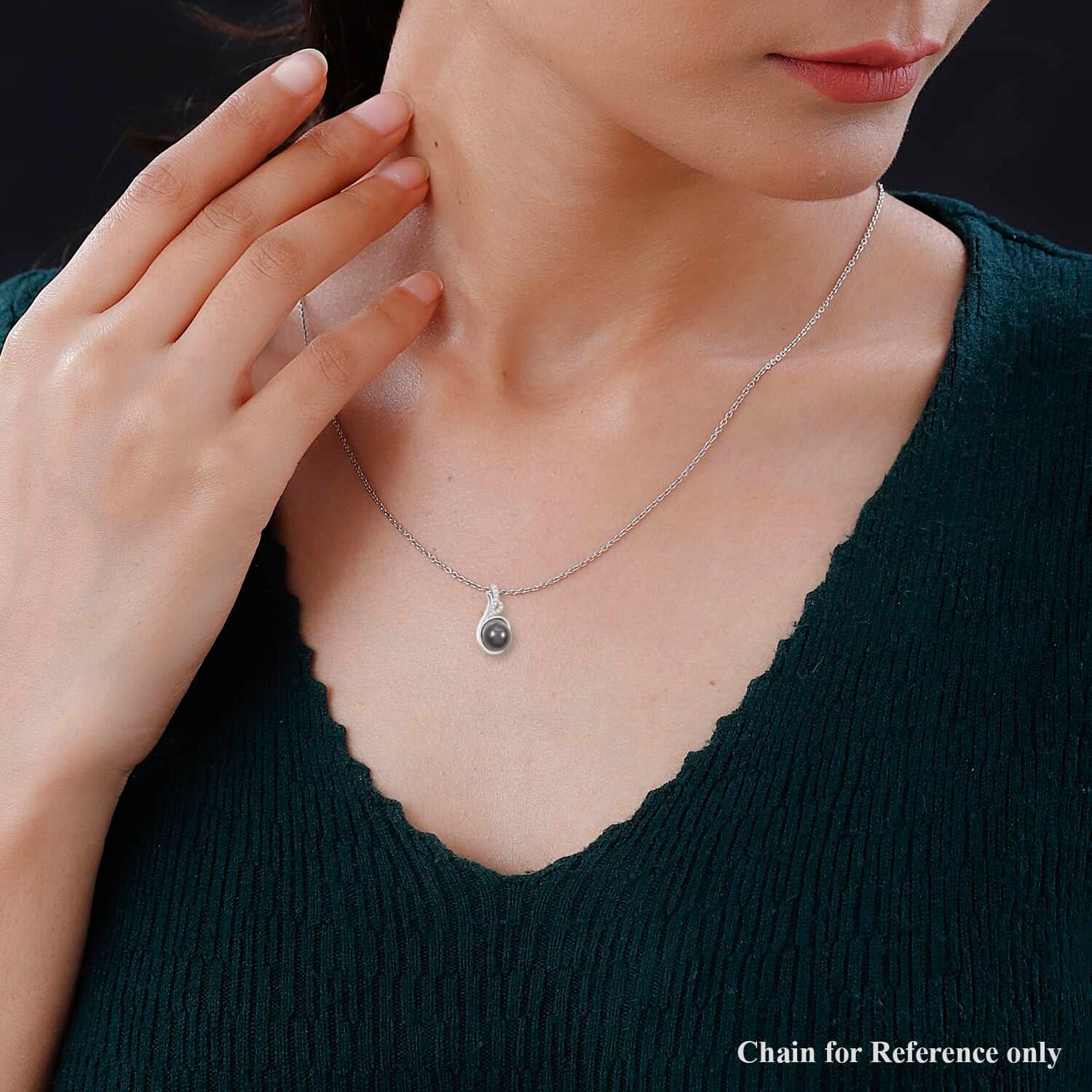 AAA Tahiti Perle (8.5-9 mm), Weißer Diamant Anhänger 750 Gold 5.00 ct