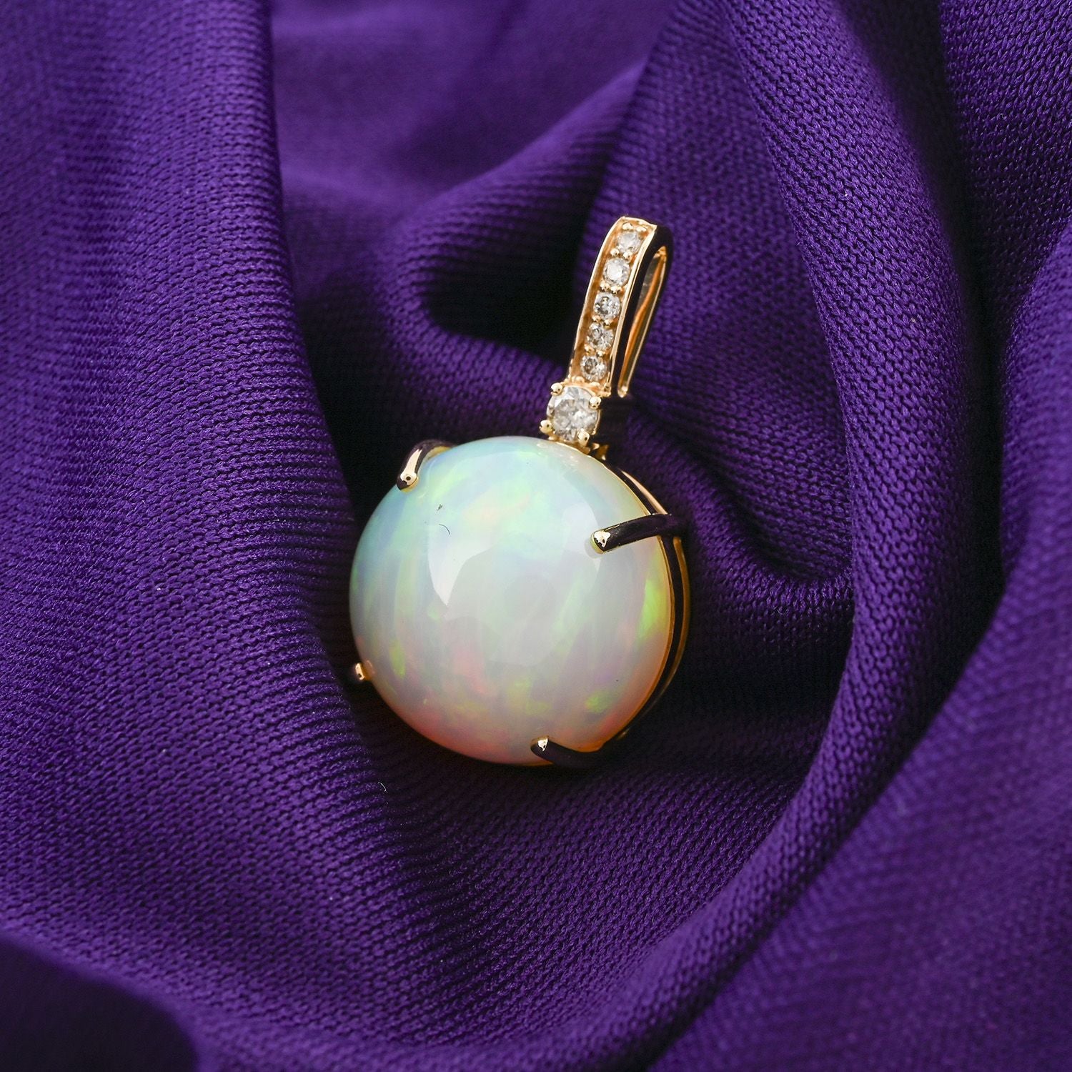 AAA Natürlicher, äthiopischer Welo Opal, Weißer Diamant Anhänger 585 Gold ca. 7,15 ct.