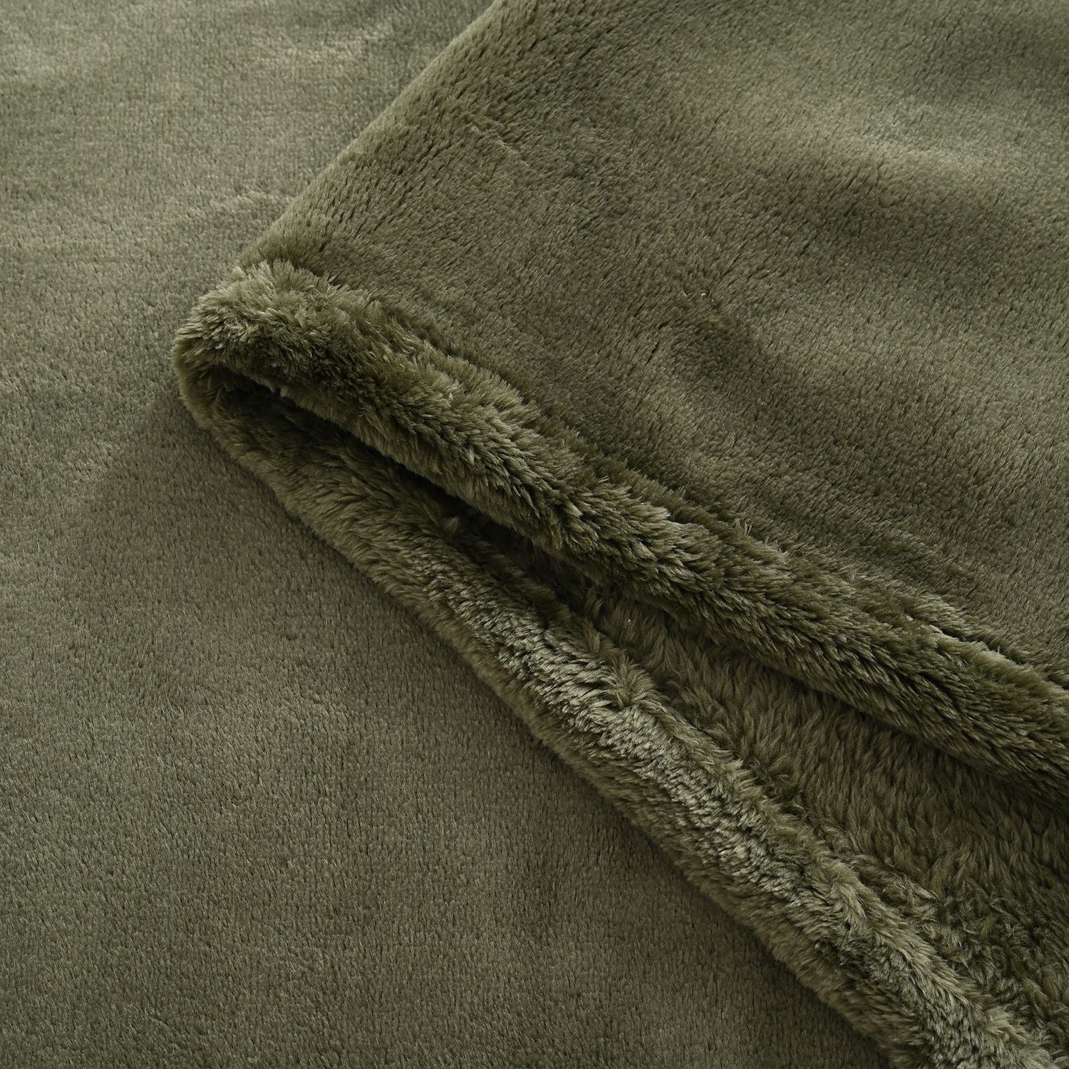 Luxuriöse Mikroflanell-Decke, 550 GSM, Superweich und Kuschelig, 150 x 200 cm, Kupfer
Luxuriöse Mikroflanell-Decke, 550 GSM, Superweich und Kuschelig, 150 x 200 cm, Salbeigrün