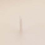 LIVMORE - Duftkerze, 28 Std. Brenndauer, 150g, 4,5 ml ätherisches Öl, Oud-Holz, Grün