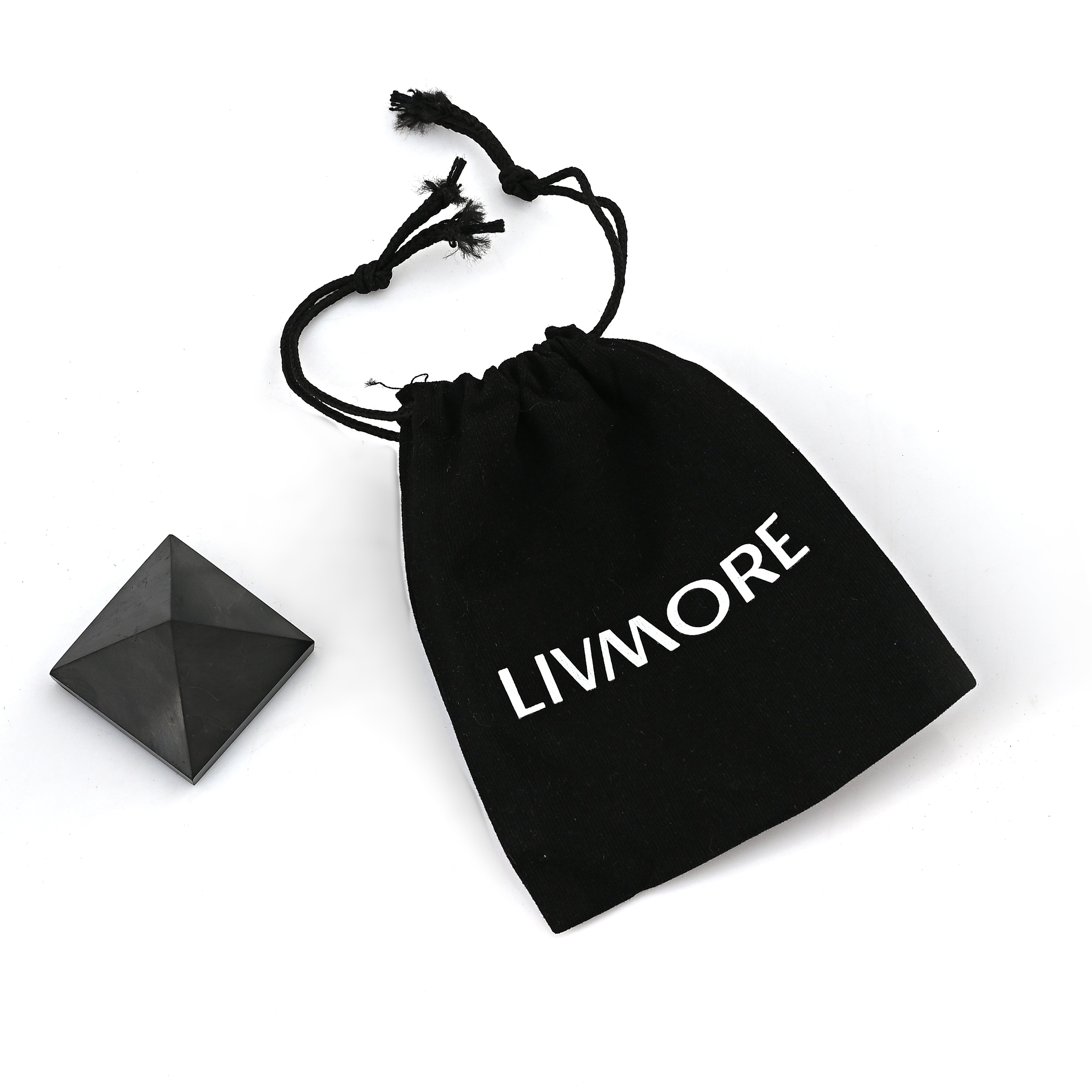 Shungit Pyramide 4 cm ca 30 g Schwarz