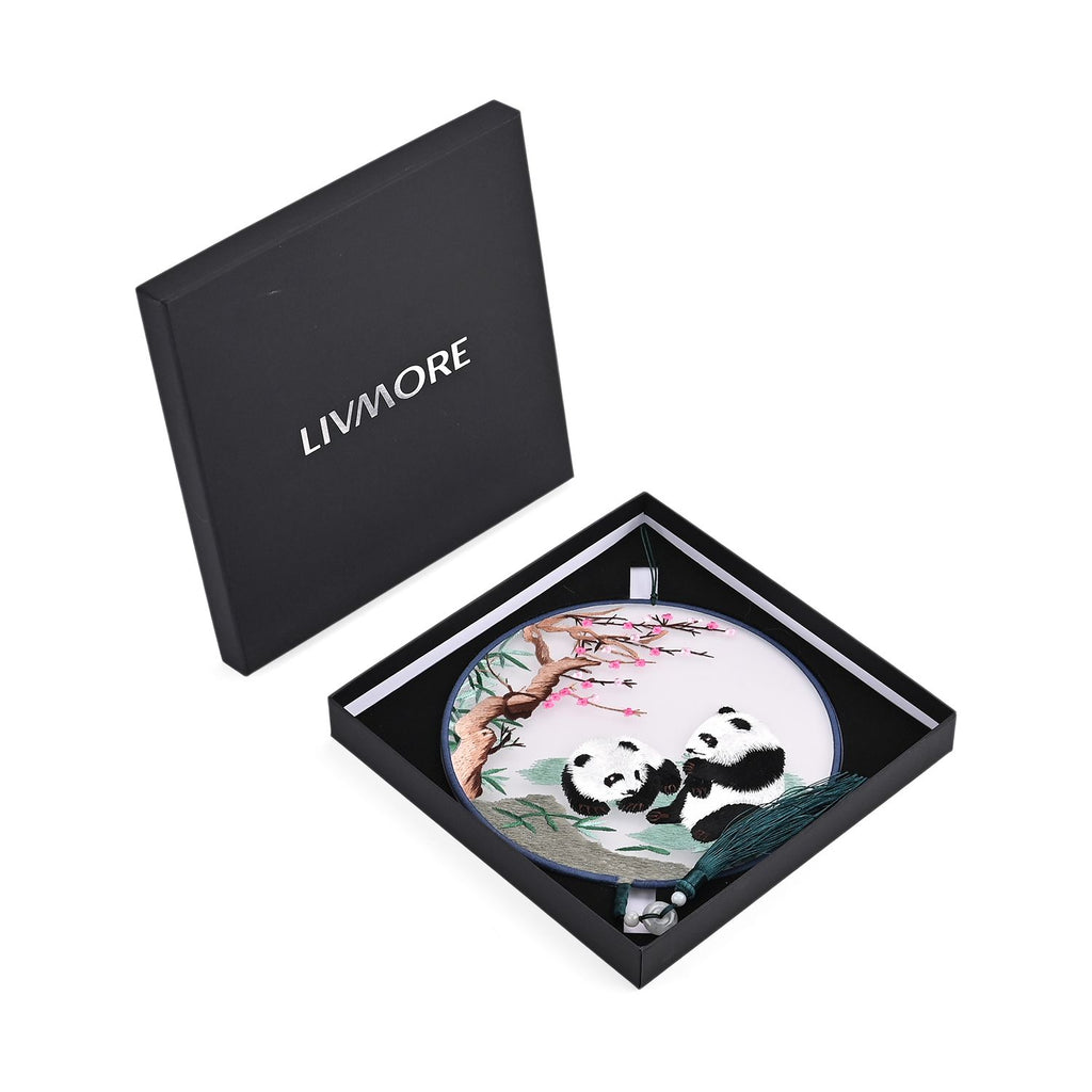 LIVMORE - Handstickerei-Wanddekoration aus 100% Seide mit Jade-Quaste, 20 cm, Panda-Motiv