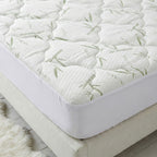 Bamboo waterproof mattress protector Fabric: 190gsm bamboo jacquard (20% bamboo fiber ,80% polyester) +0.02mmPU  Skirt : 75gsm polyester