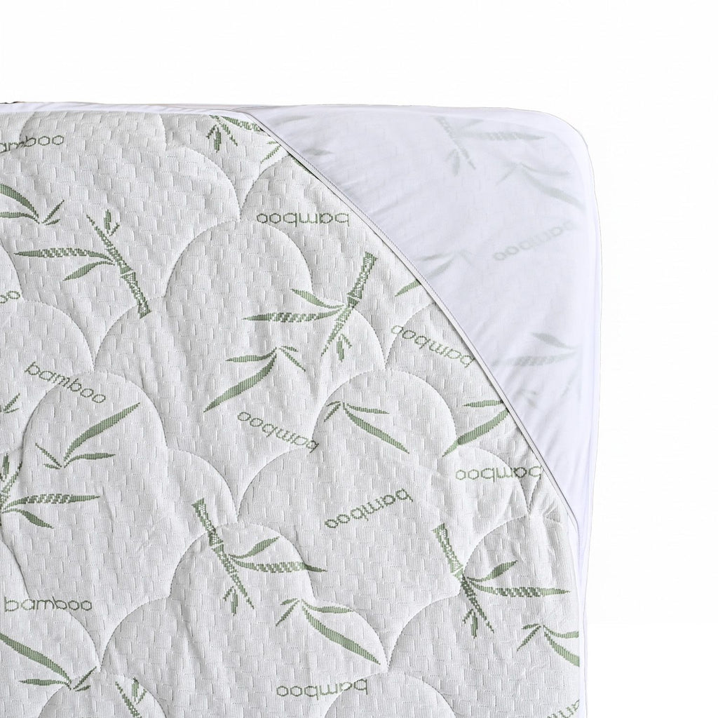 Bamboo waterproof mattress protector Fabric: 190gsm bamboo jacquard (20% bamboo fiber ,80% polyester) +0.02mmPU  Skirt : 75gsm polyester