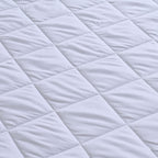LIVMORE Gestepptes Tencel Wasserdichtes Matratzentopper King Size 150 x 200 + 30 cm Weiß