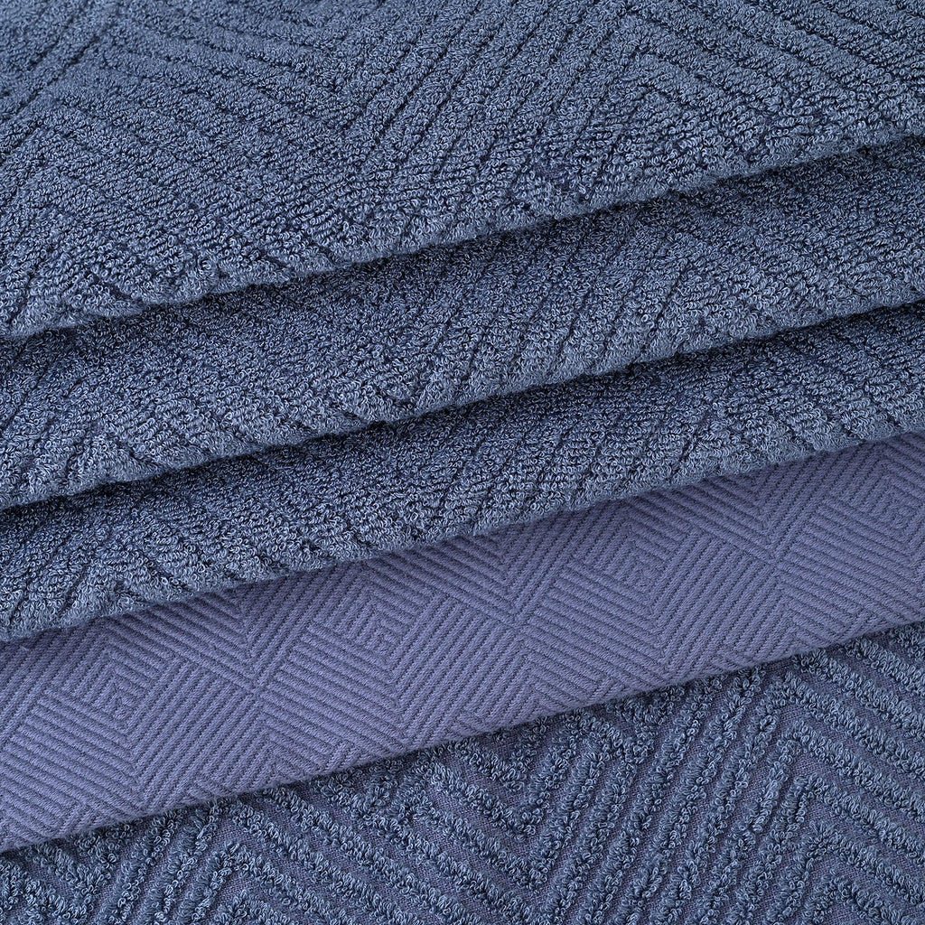Set of 3 bamboo towel Material:Loop:100% bamboo Base fabric:100% cotton
